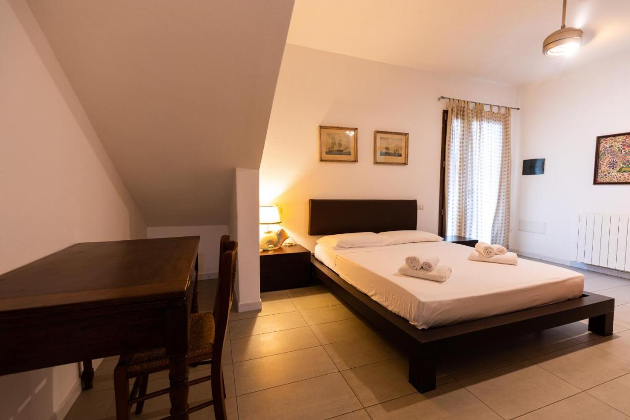 Theo'S Rooms Olbia Eksteriør bilde